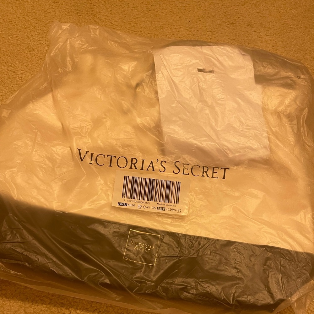 Victoria’s Secret tote bag
